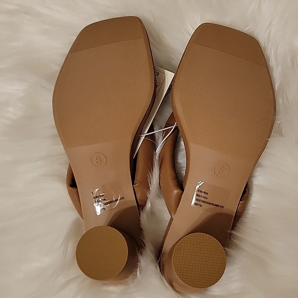 A New Day Elvie Round Heel Sandals Brown Memory Foam insole padded strap 8 New… - Picture 7 of 11